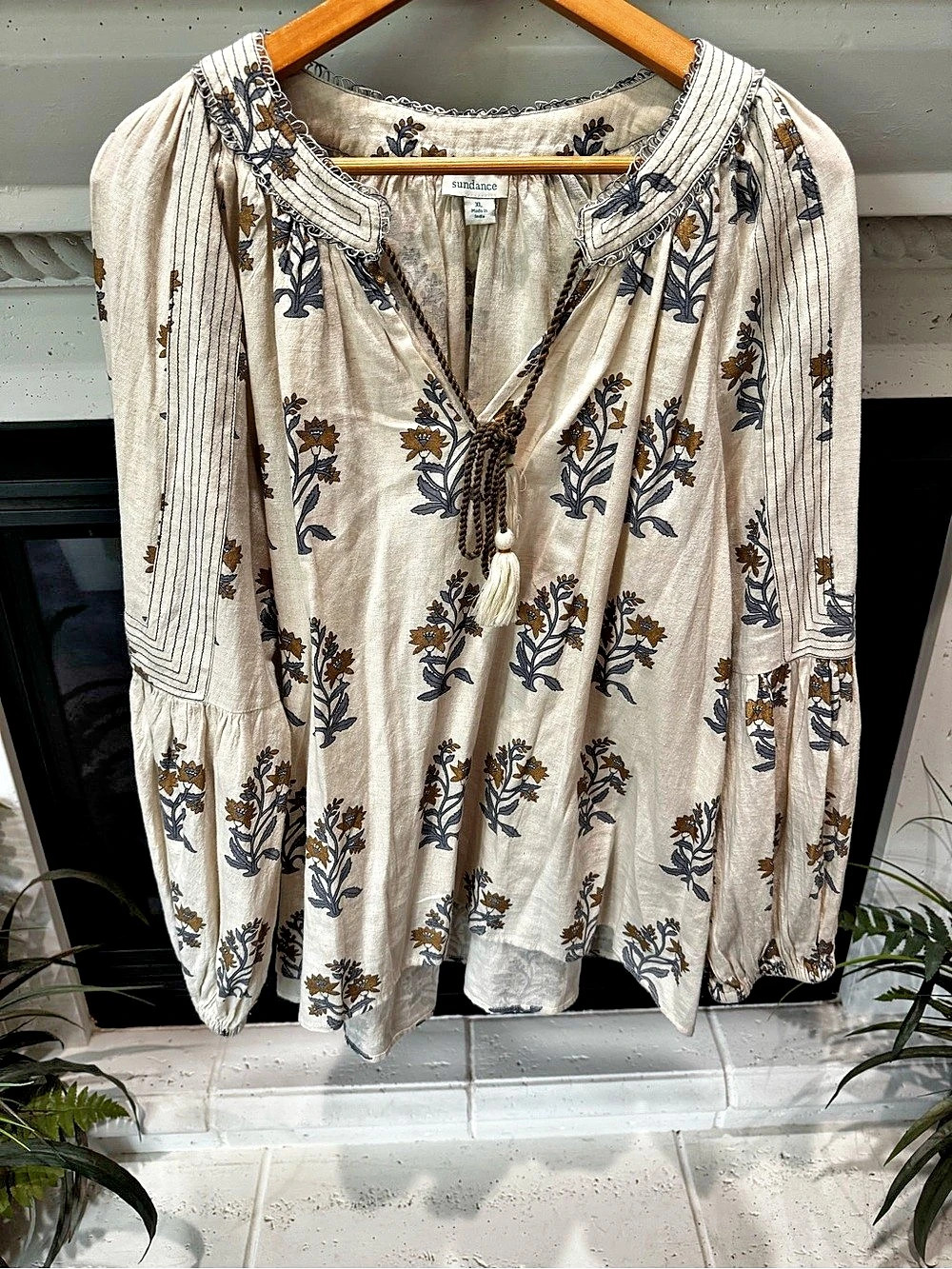 Sundance Floral Peasant Blouse in Cream & Blue XL